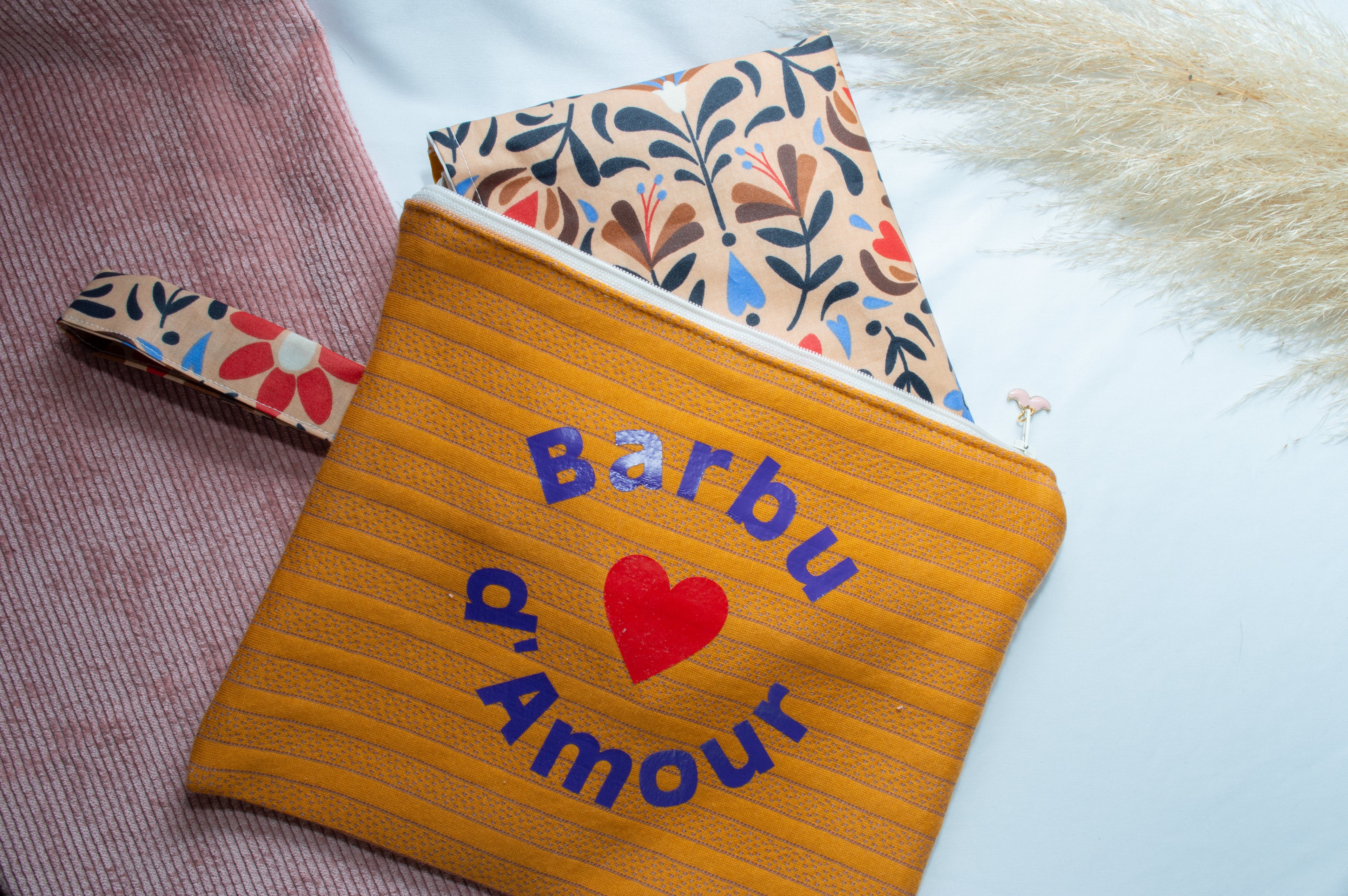 Bavoir à barbe Flower Power