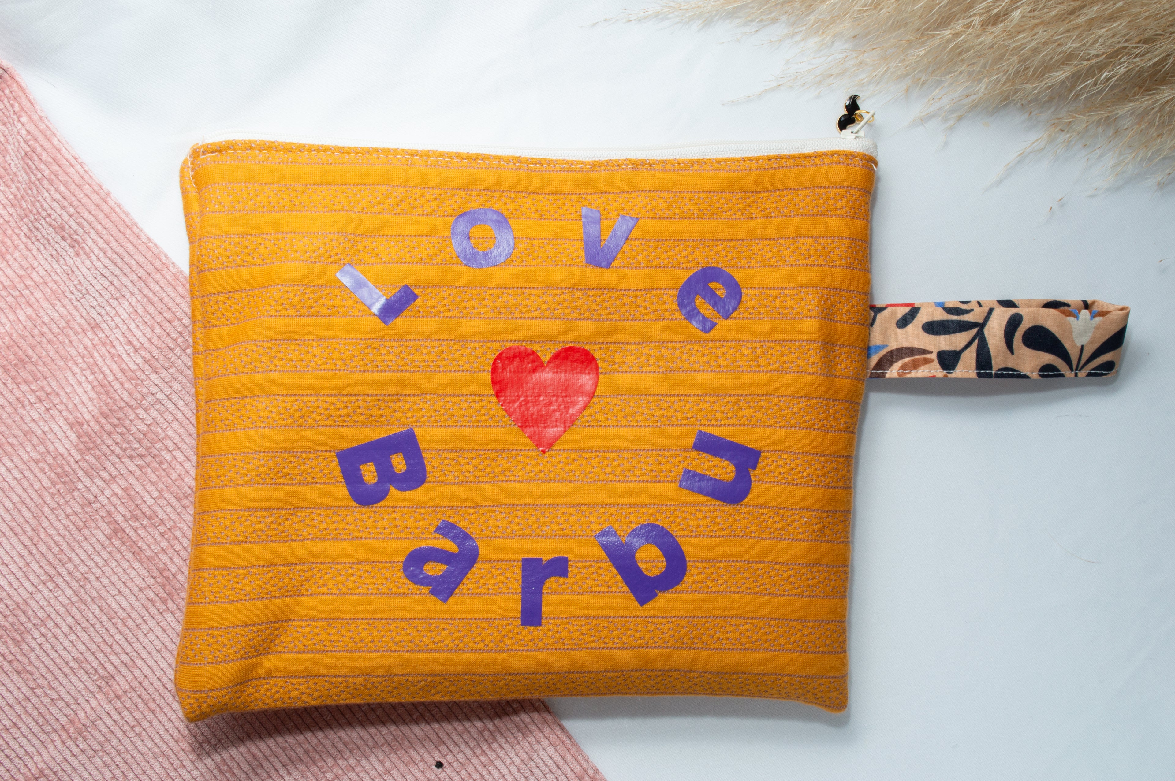 Bavoir à barbe Flower Power